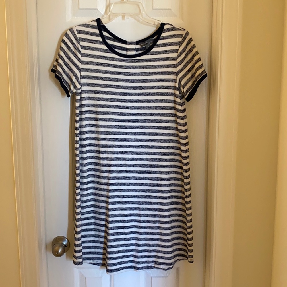 Market & Spruce Navy Britta T-shirt Dress